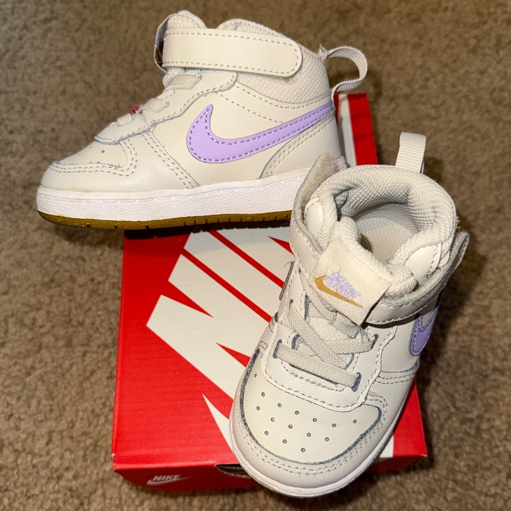 Nike Kids High-Top Sneakers in Cream and Lavender